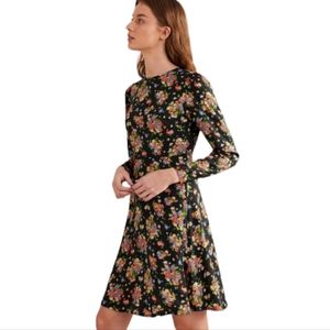 NWT! Boden Dress Crew Neck Fit & Flare Wild Clusters Flower Modest Brand New